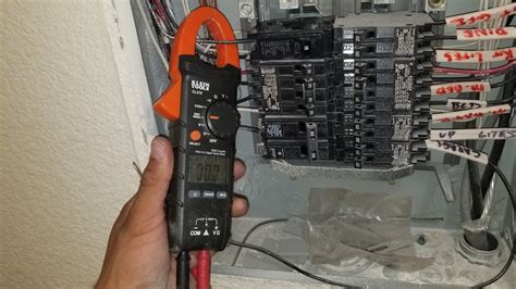 replacing a 220 circuit breaker